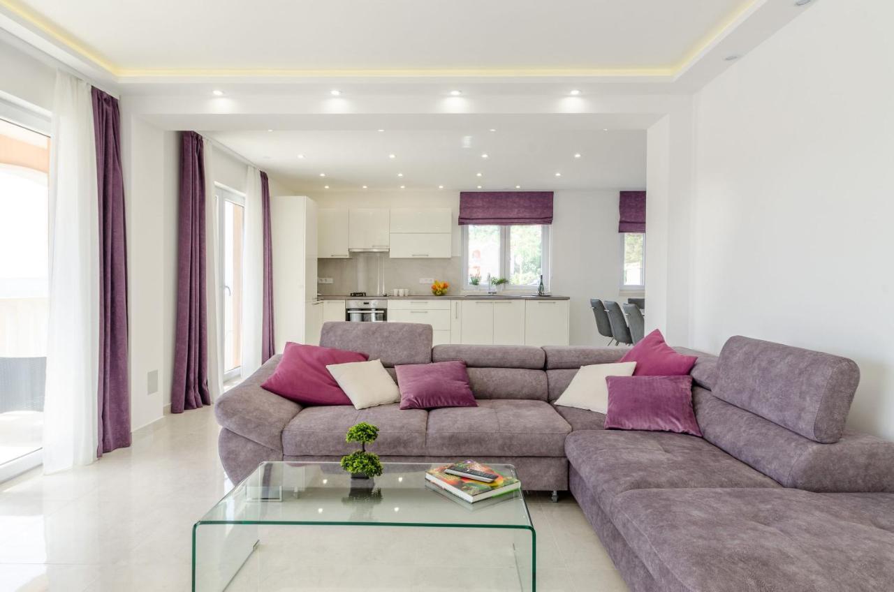 Antea Apartment Прижба Екстериор снимка