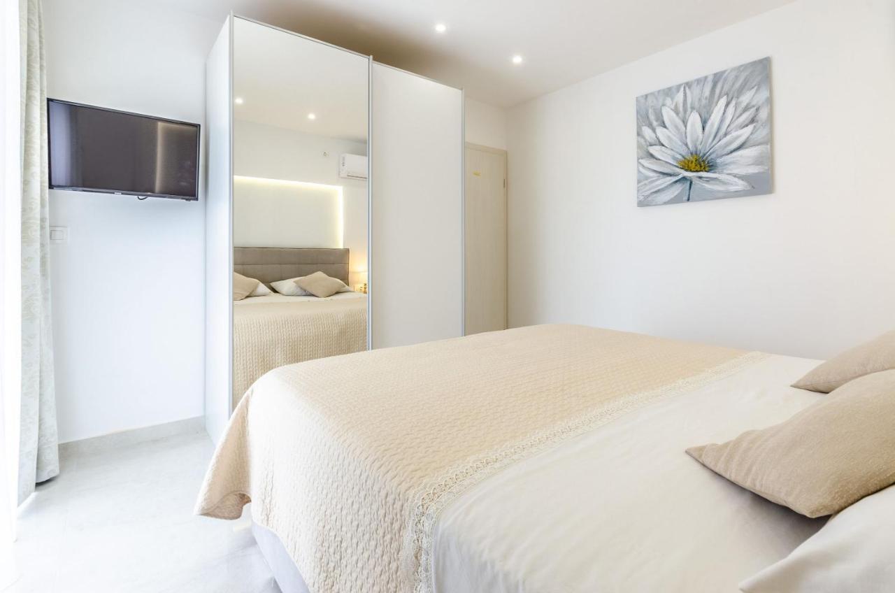 Antea Apartment Прижба Екстериор снимка