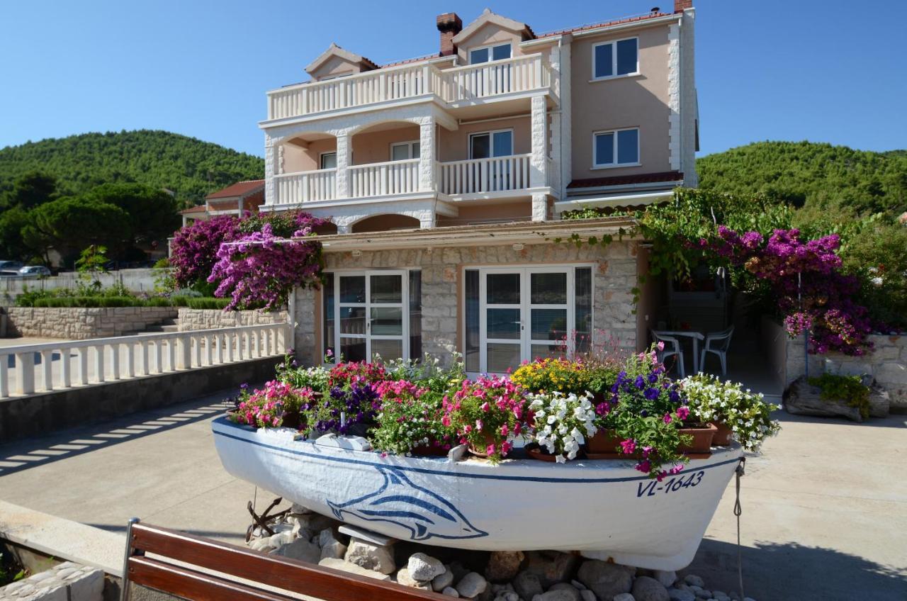 Antea Apartment Прижба Екстериор снимка