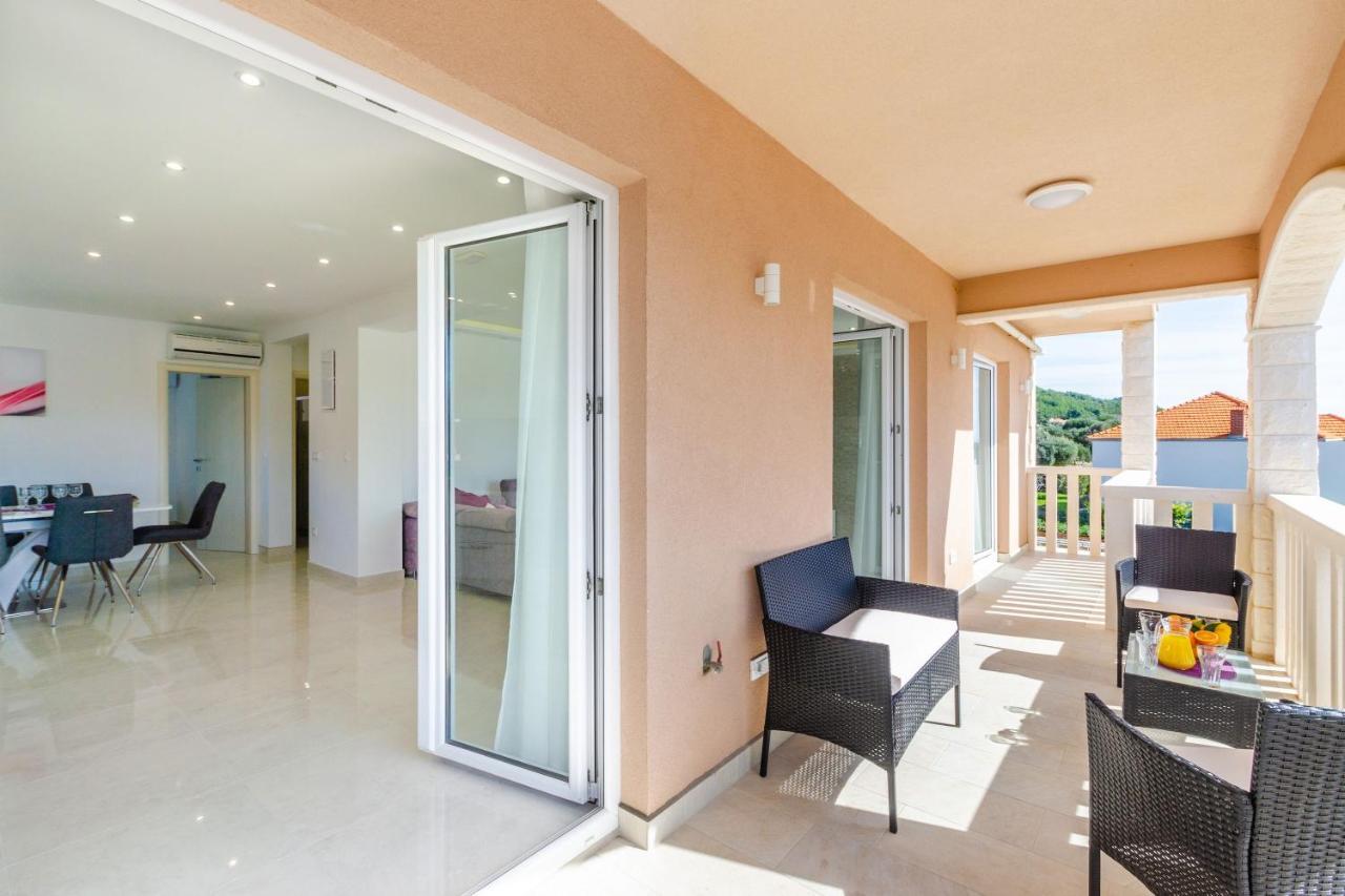Antea Apartment Прижба Екстериор снимка