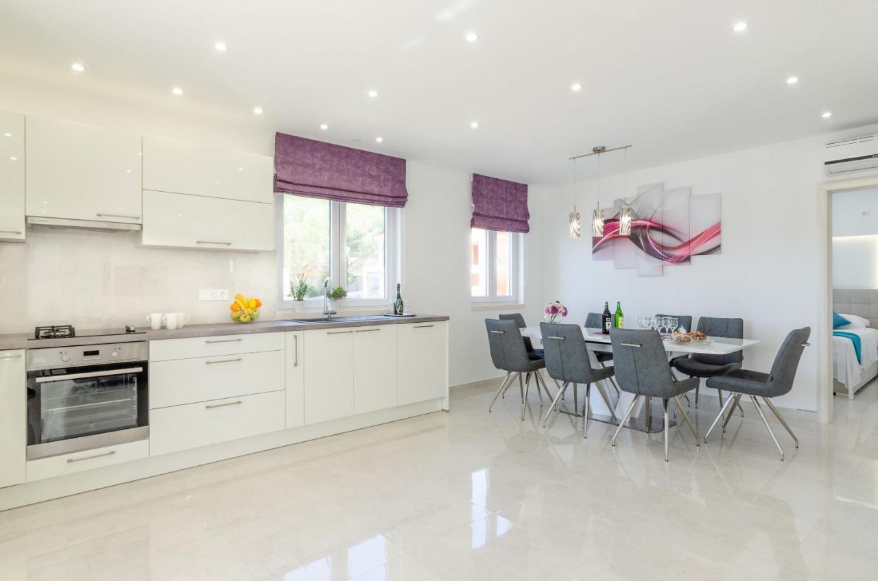 Antea Apartment Прижба Екстериор снимка